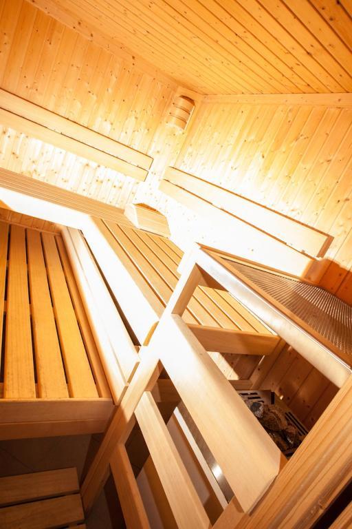 Chalet Appartement Alpenherz Saalbach-Hinterglemm Værelse billede