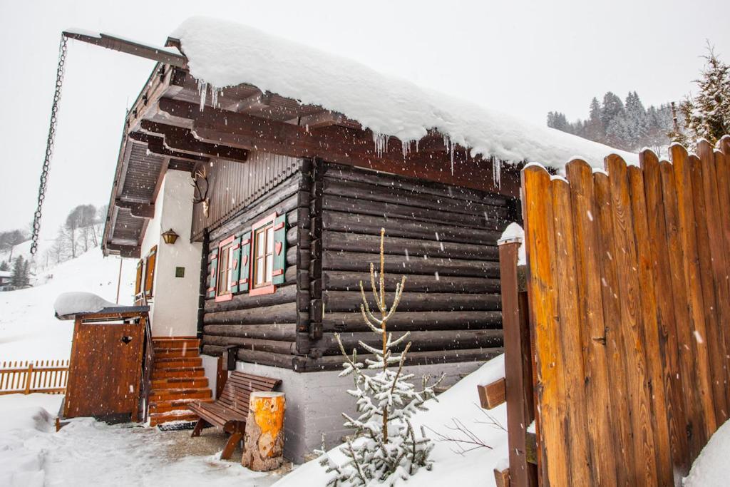 Chalet Appartement Alpenherz Saalbach-Hinterglemm Værelse billede
